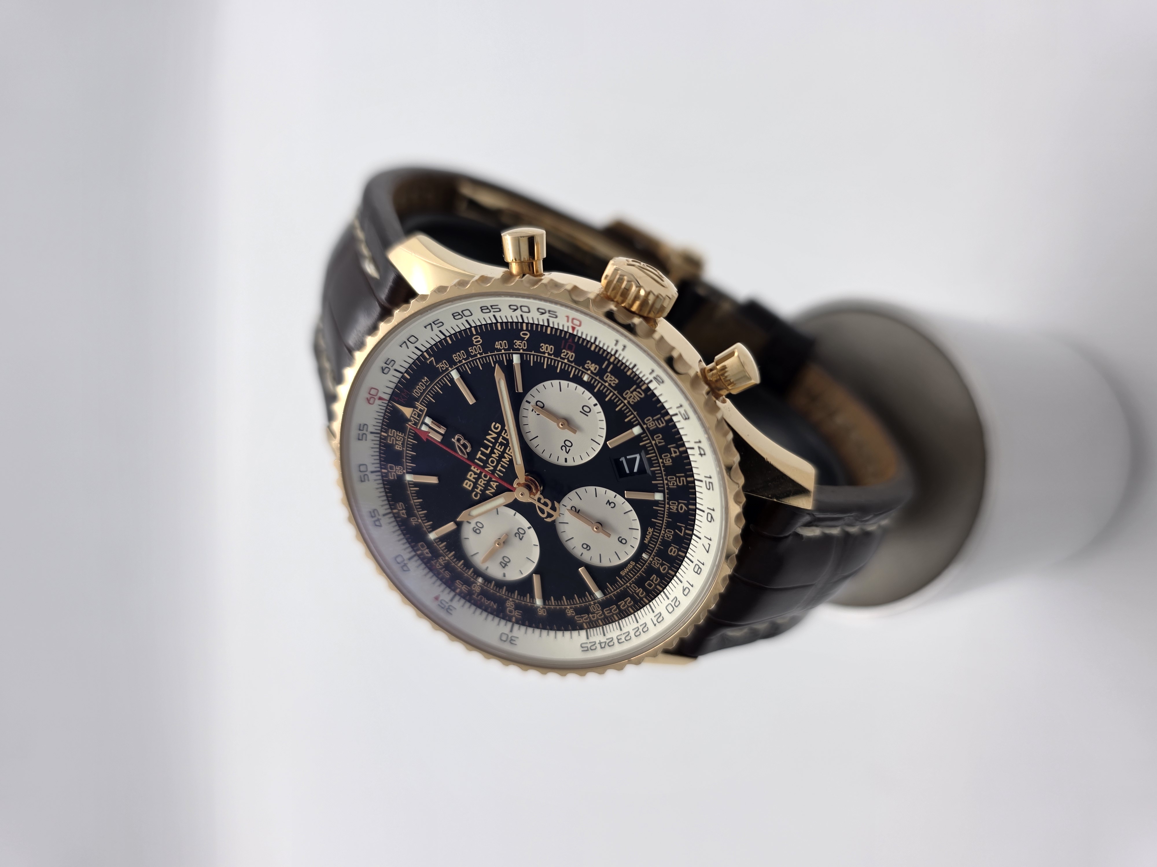 Navitimer B01 Chronograph 43 이미지 5